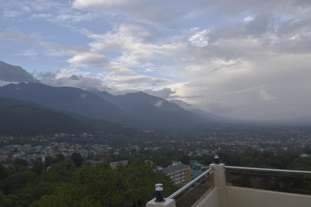 Hotel The Royal Castle Hot And Cold Centralized Dharamsala Exteriér fotografie